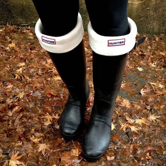 Black Hunter Boots w/ Fleece Socks - Picture 3 of 11
